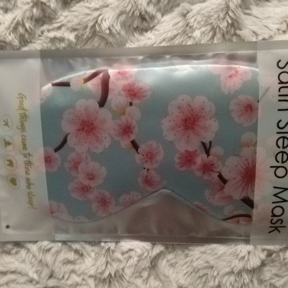 Guerlain LE Cherry Blossom Case and Rouge G 61 *NIB* - Picture 10 of 11